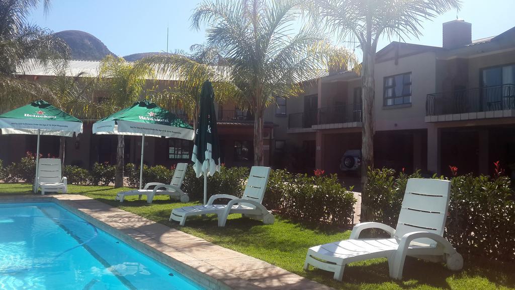 Palm Valley Inn And Day Spa Hartbeespoort Bagian luar foto