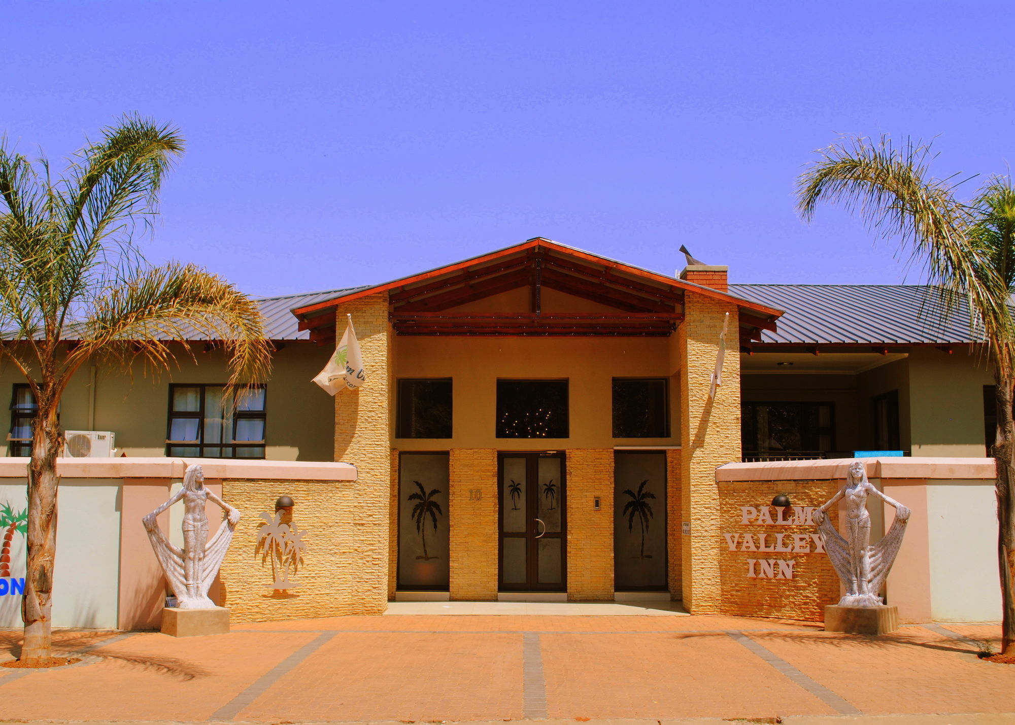 Palm Valley Inn And Day Spa Hartbeespoort Bagian luar foto